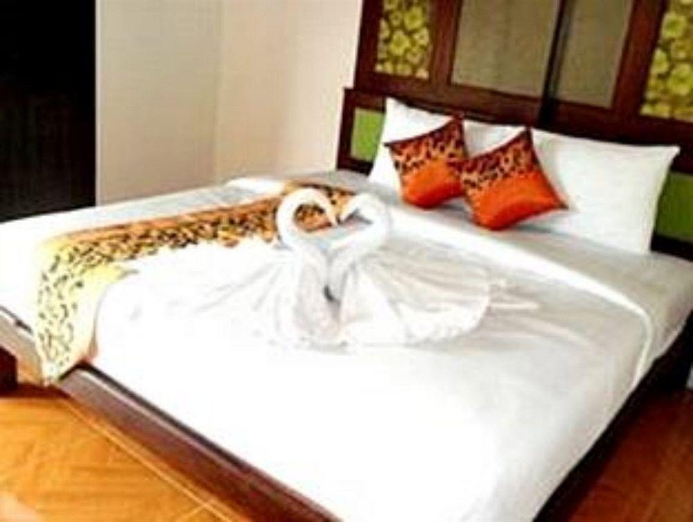 קראבי Hasna Palace מראה חיצוני תמונה